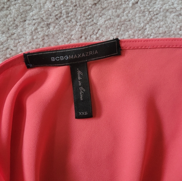 BCBGMAXAZRIA | One Shoulder Top - Size XXS - Picture 3 of 6